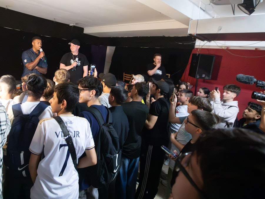 Marcus Jones im Kölner Jugendzentrum Glashütte.