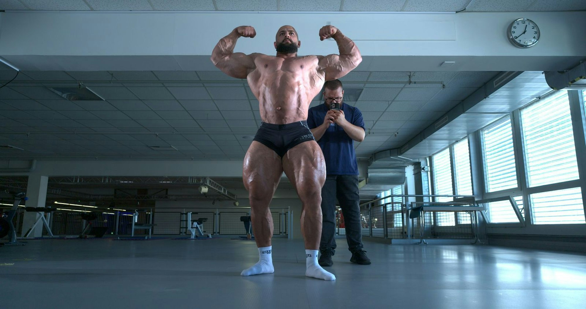 Bodybuilder Maik lässt sich für seinen Traumkörper coachen. (Bild: ZDF und Harald Schmuck)