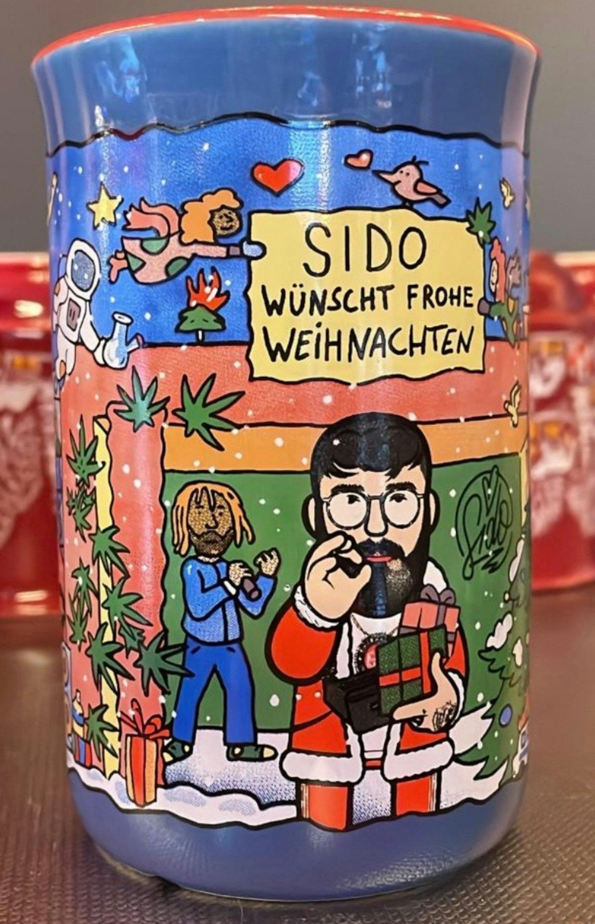 Die Sido-Tasse wurde 2024 auf dem Weihnachtsmarkt verteilt. Sie ist in Augen der Kritiker anstößig.