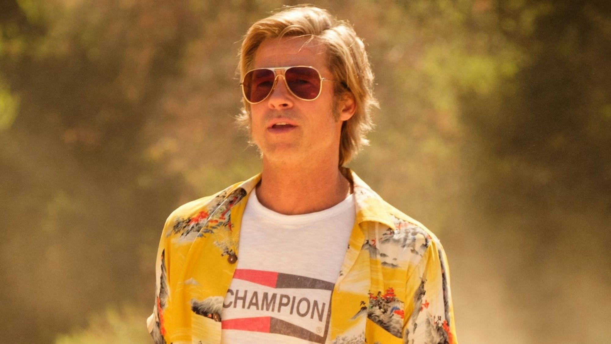 Brad Pitt kehrt in „The Adventures of Cliff Booth“ als Stuntman Cliff Booth zurück. Für seine Verkörperung der Rolle in Quentin Tarantinos „Once Upon a Time in Hollywood“ gewannt der Schauspieler 2020 einen Oscar. (Bild: 2019 Sony Pictures Entertainment Deutschland GmbH)
