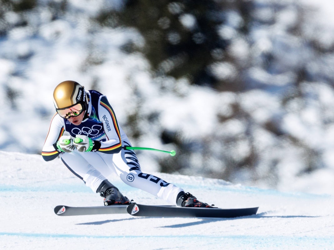 Emma Aicher bei der Abfahrt in Cortina d’Ampezzo bei den Olympischen Spielen.
