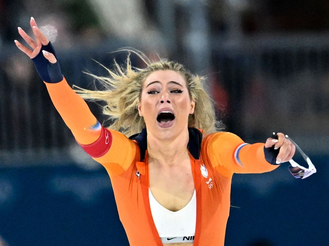 Jutta Leerdam reagiert nachdem sie die Goldmedaille im 1.000-Meter-Eisschnelllauf der Frauen gewonnen hat.