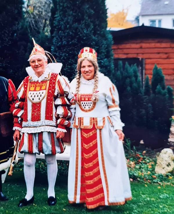 Agnes Blömer, Aenne Blatt und Margarethe Greiss als Dreigestirn 1992.