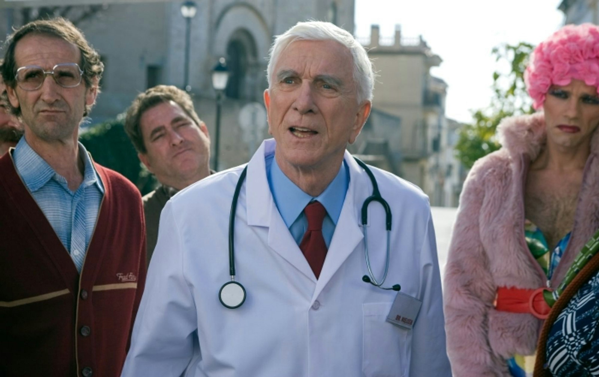In „Super Drama Movie“ (2009) hatte Leslie Nielsen einen seiner letzten Auftritte. (Bild: Universum Film)