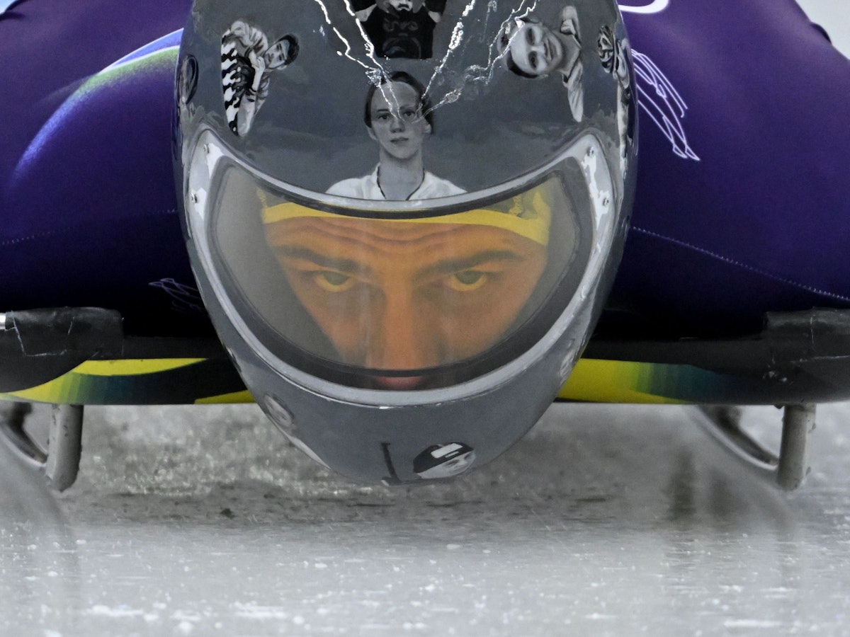 10.02.2026, Italien, Cortina Džampezzo: Olympia, Olympische Winterspiele Mailand Cortina 2026, Skeleton, Männer, Training, Wladyslaw Heraskewytsch (Ukraine) auf der Bahn. Foto: Robert Michael/dpa +++ dpa-Bildfunk +++