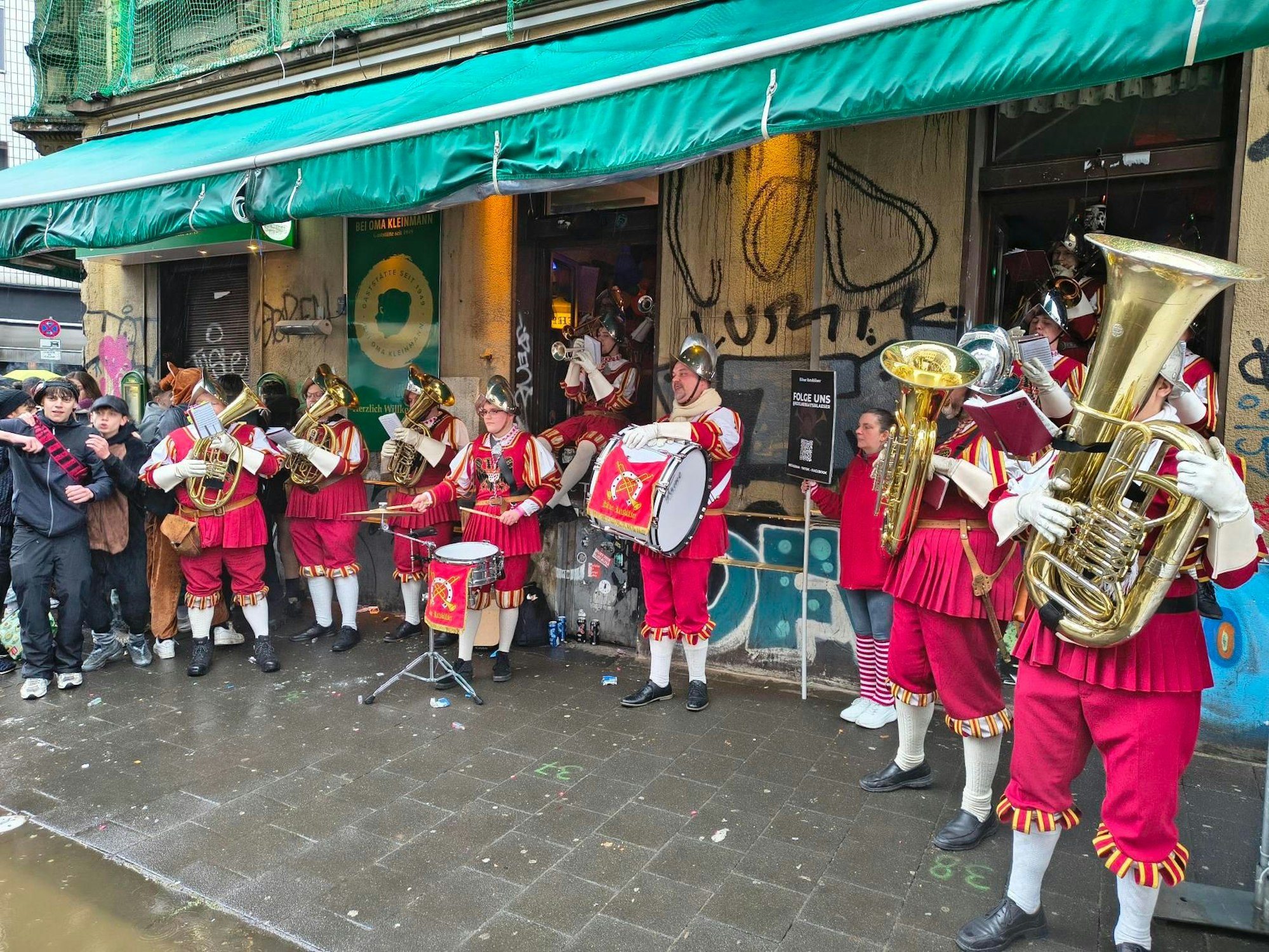 Spontankonzert vorm Oma Kleinmann.