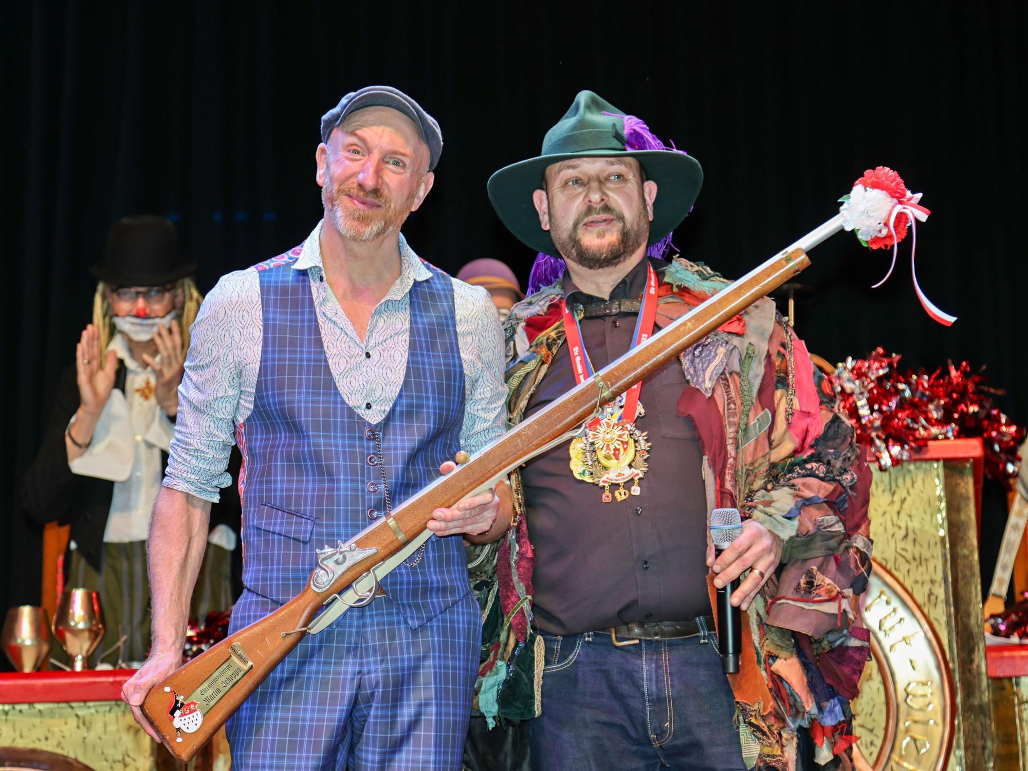 Martin Schopps und Dirk Wissmann bei der Ehrung.