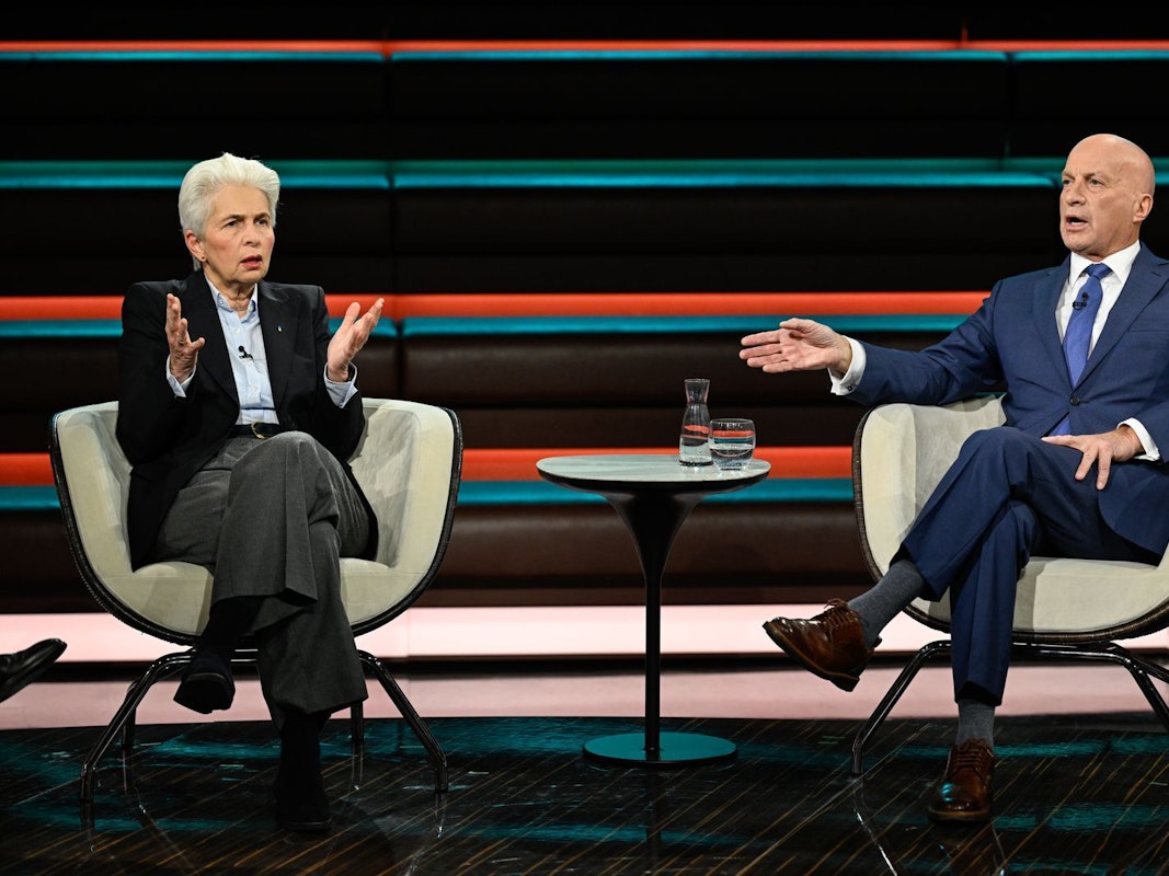 Marie-Agnes Strack-Zimmermann und Rüdiger Lucassen lieferten sich bei Markus Lanz ein hitziges Wortgefecht. (Bild: ZDF/ Markus Hertrich)