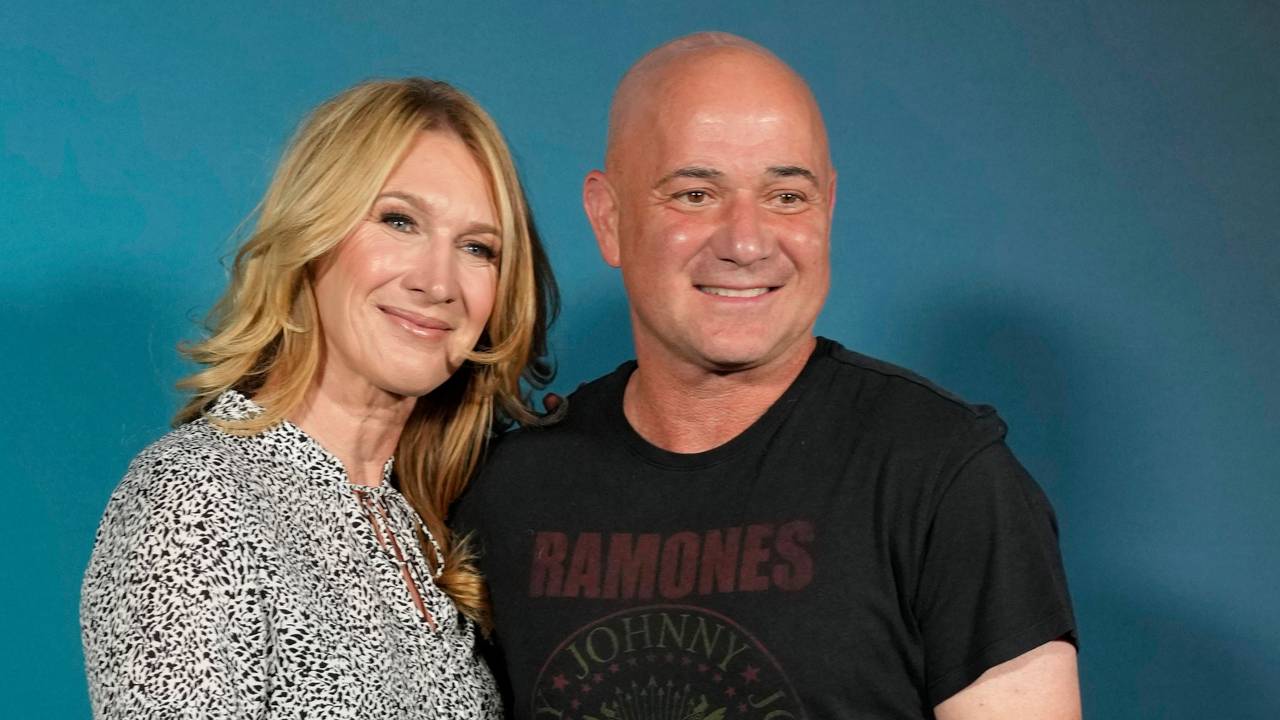 Steffi Graf (l.) an der Seite ihres Ehemanns Andre Agassi.