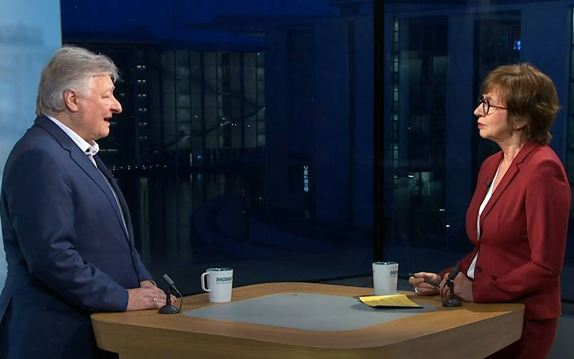 Am Freitagmorgen empfing Sabine Scholt den EVG-Vorsitzenden Martin Burkert zum Interview. (Bild: ARD)