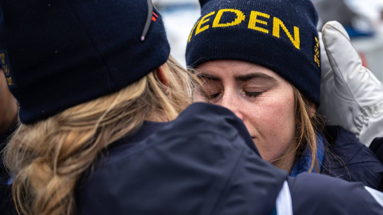 Ebba Andersson niedergeschlagen im Ziel