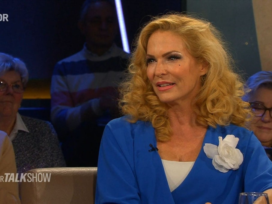 Sonya Kraus war am Freitag zu Gast in der „NDR Talk Show“. (Bild: NDR)
