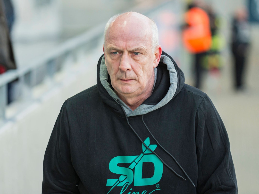 Mario Basler bei einem Spiel des Chemnitzer FC im Stadion.