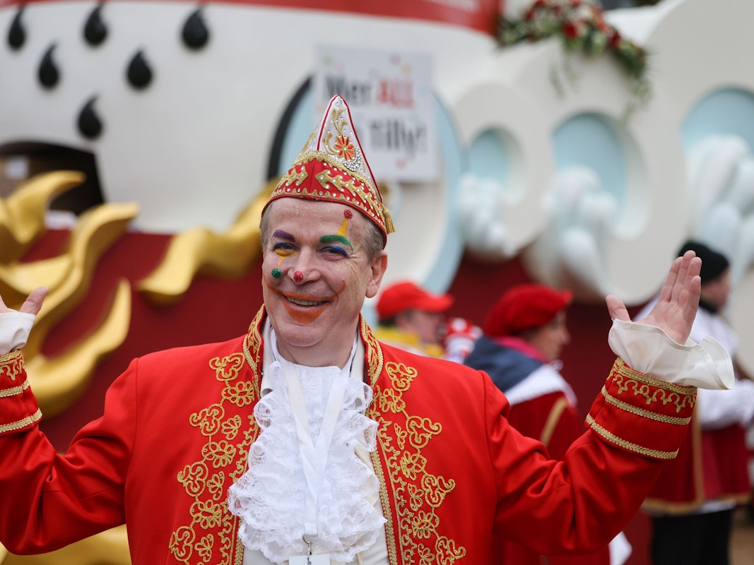Christoph Kuckelkorn fährt zum letzten Mal als FK-Präsident im Rosenmontagszoch mit.