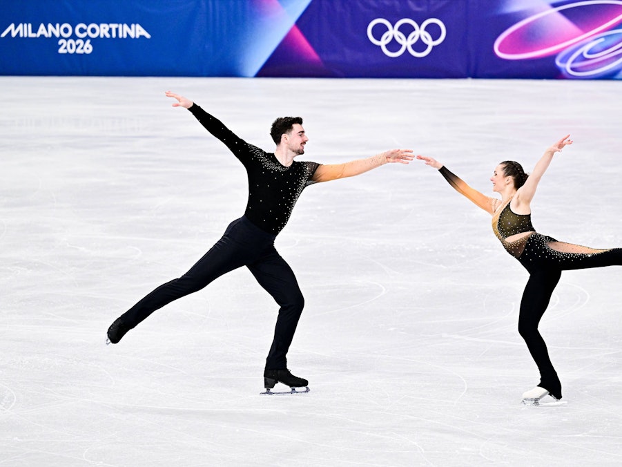 Annika Hocke & Robert Kunkel beim Eiskunstlauf