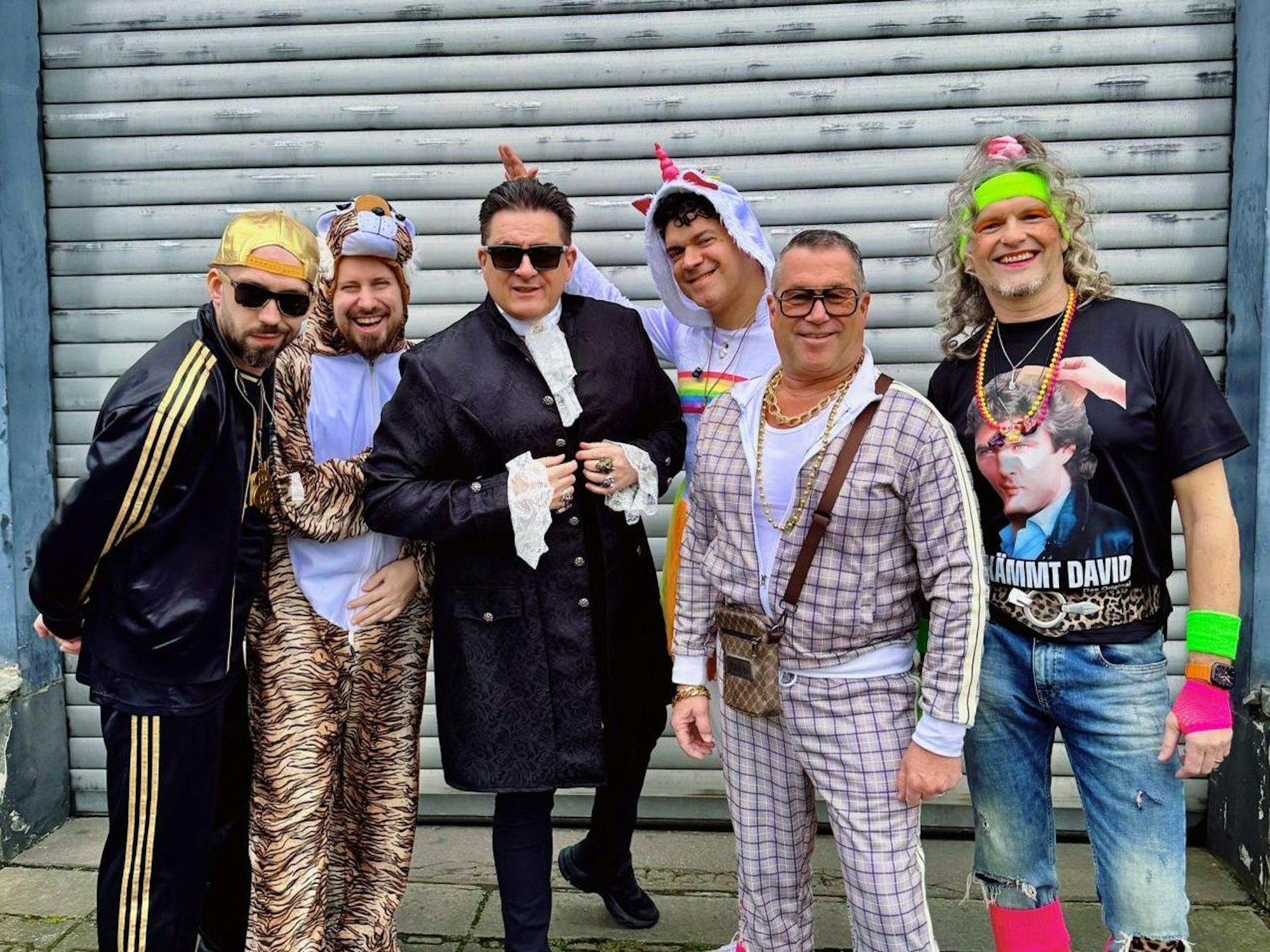 Die Domstürmer im Kostüm vor dem Auftritt.