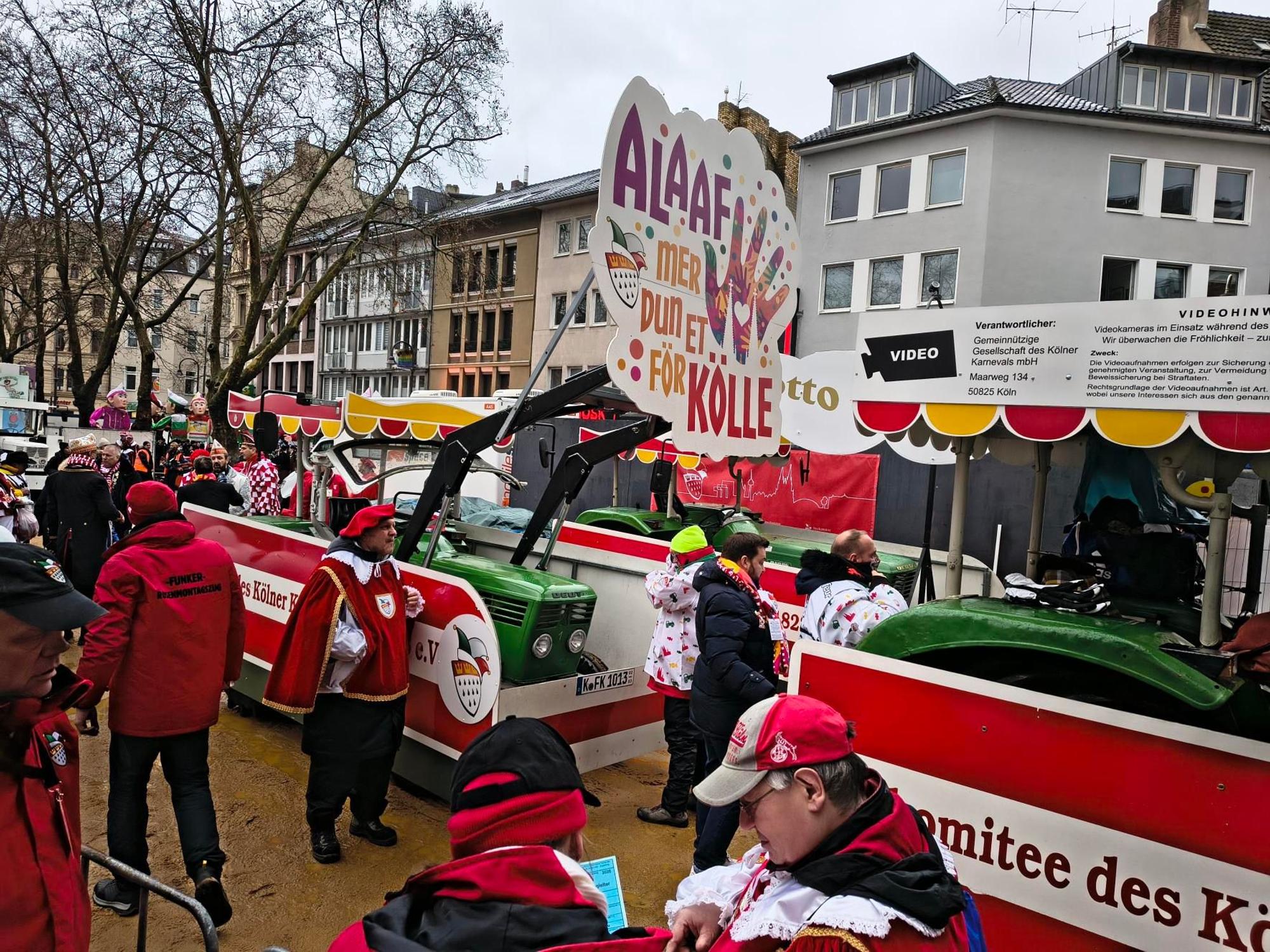 Warten auf den Startschuss am Clodwigplatz.