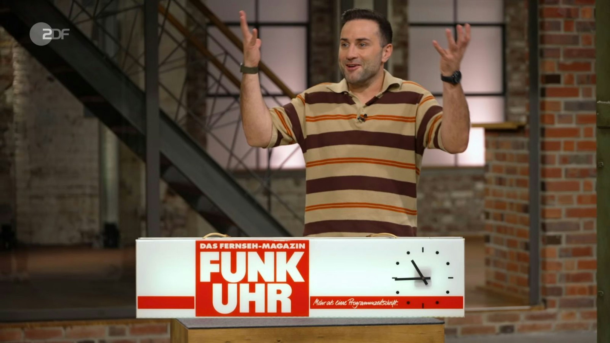 „Das ist einfach keine Funkuhr, das ist ein Fehler in der Matrix“, machte David Suppes ein Wortspiel. (Bild: ZDF)