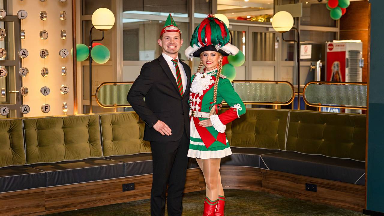 Niklas Molitor zusammen mit Kathie Kierig.