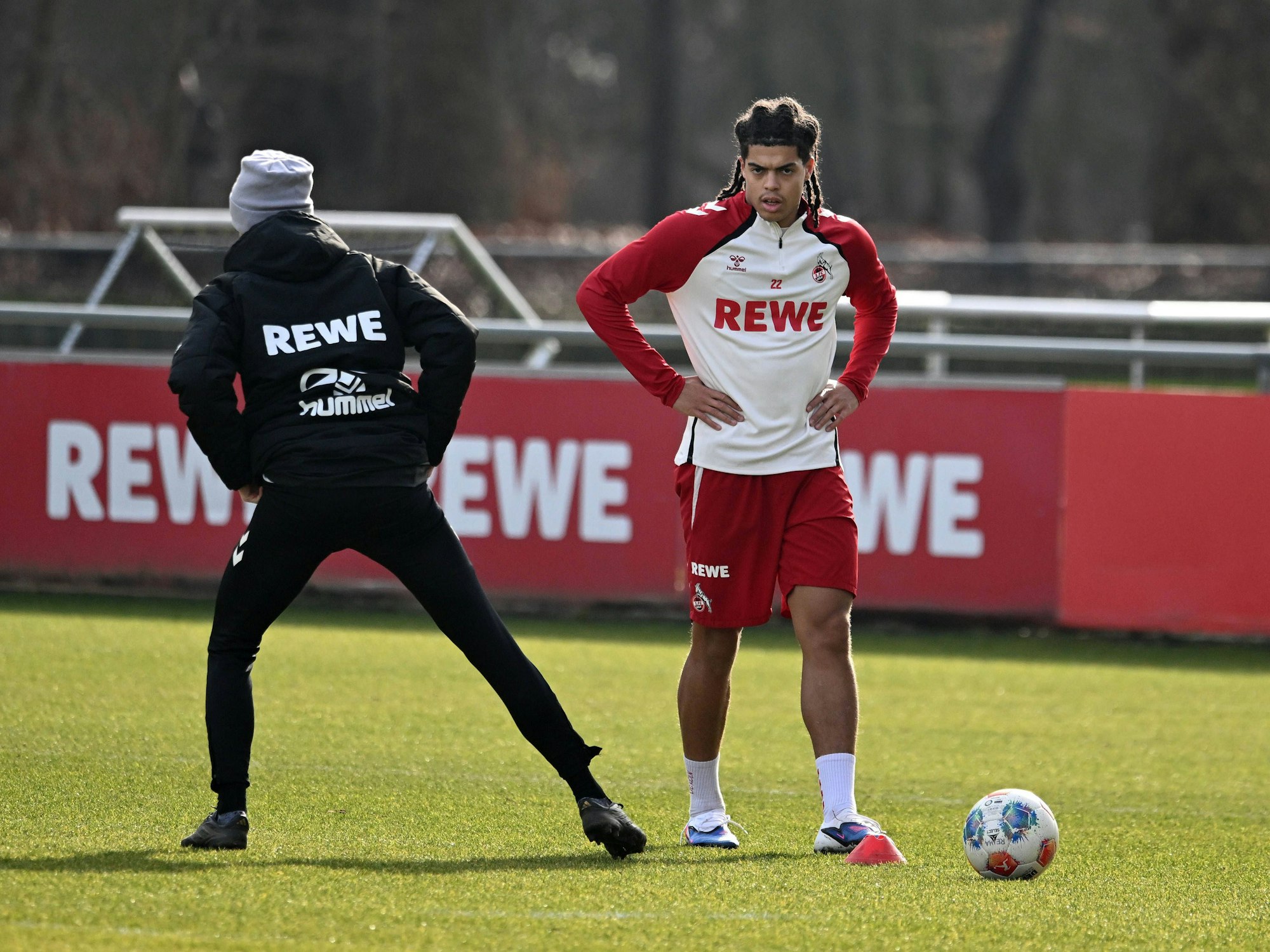 Jahmai Simpson trainiert mit Leif Frach.