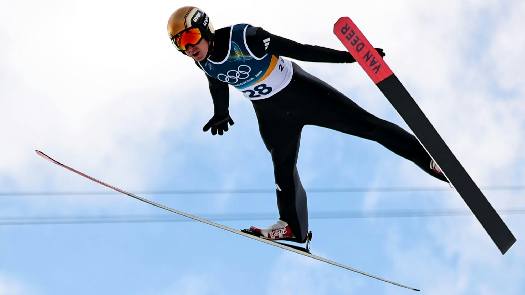 Vinzenz Geiger beim Skispringen.