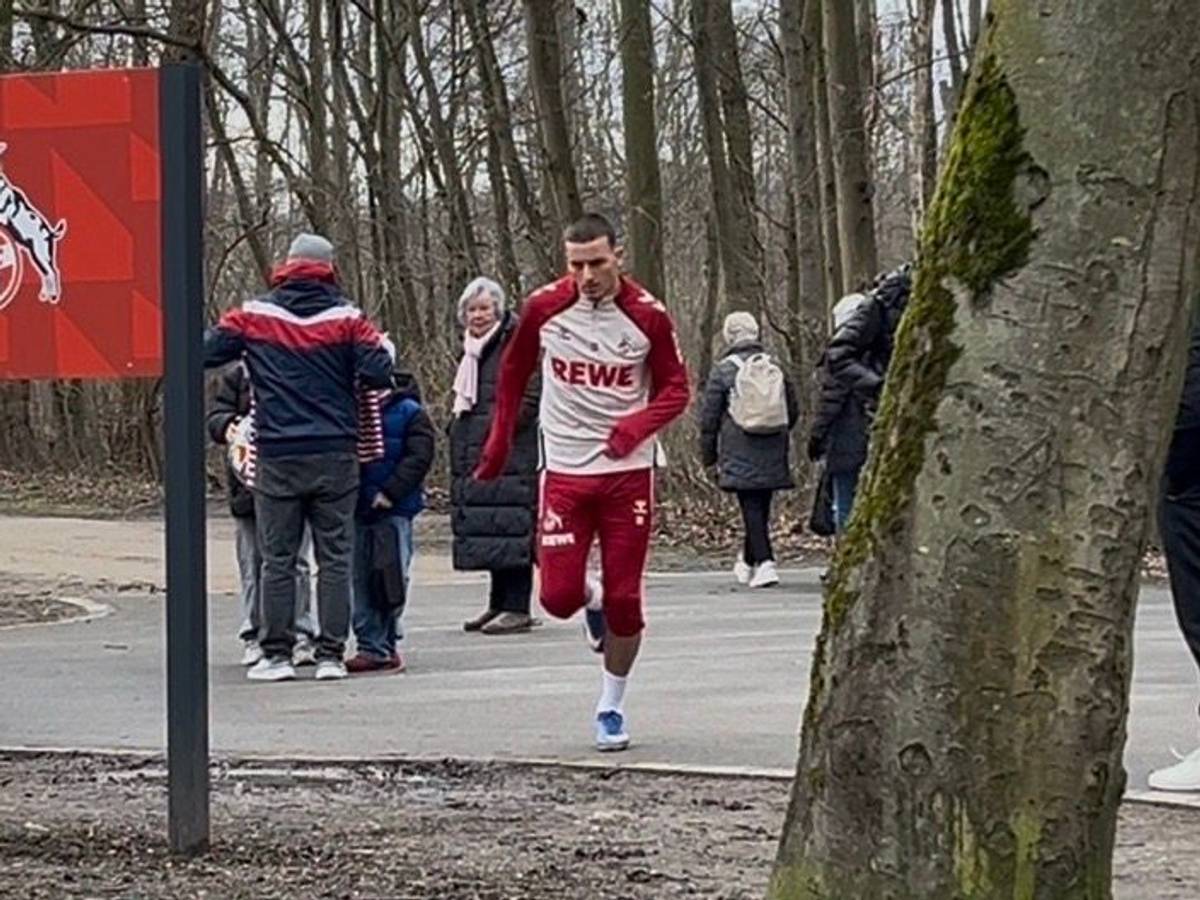 Said El Mala ist am Mittwoch (18. Februar 2026) zum FC-Training gesprintet.
