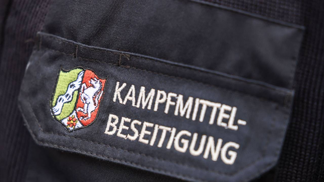 Ein Blindgänger muss in Dortmund entschärft werden (Symbolbild).