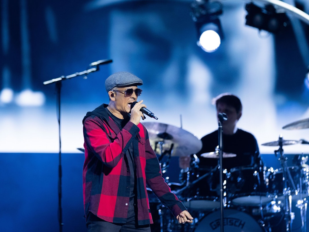Sänger Xavier Naidoo steht beim Auftakt seiner Tour „Bei meiner Seele“ auf der Bühne in der ausverkauften Lanxess-Arena.