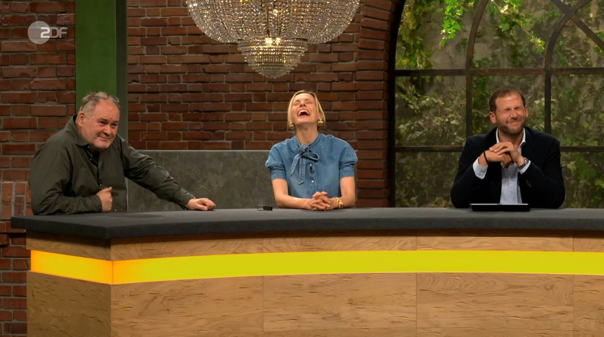 Das Gelächter im Händlerraum war bei der unappetitlichen Vorstellung groß. (Bild: ZDF)