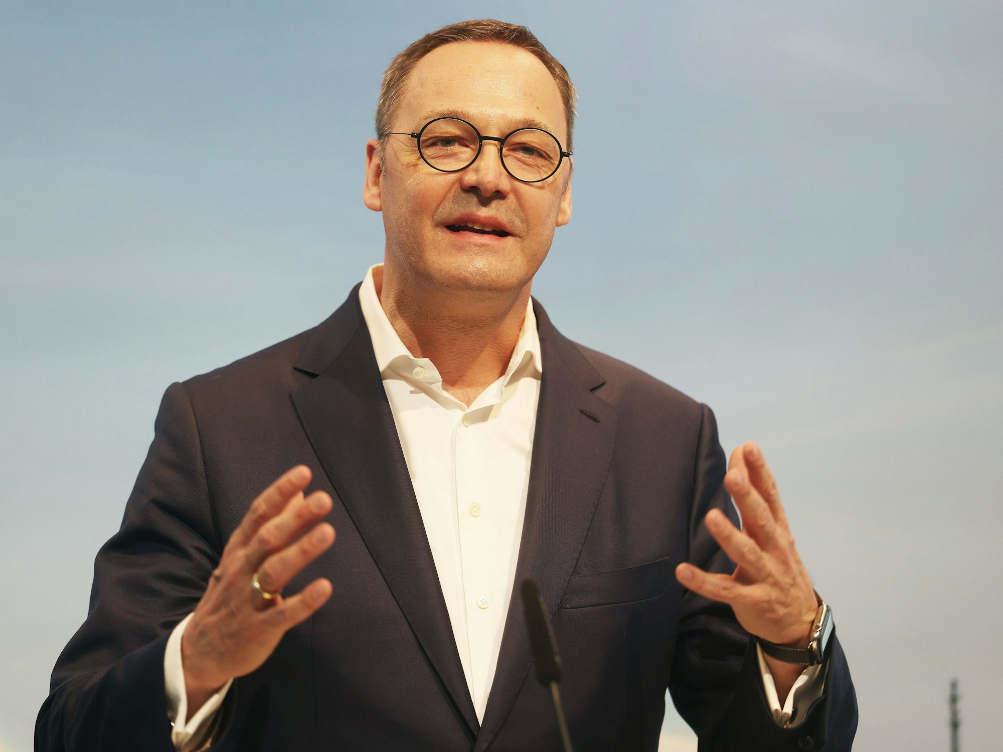 Bernhard Osburg ist Chef der Bahn-Tochter DB Cargo.