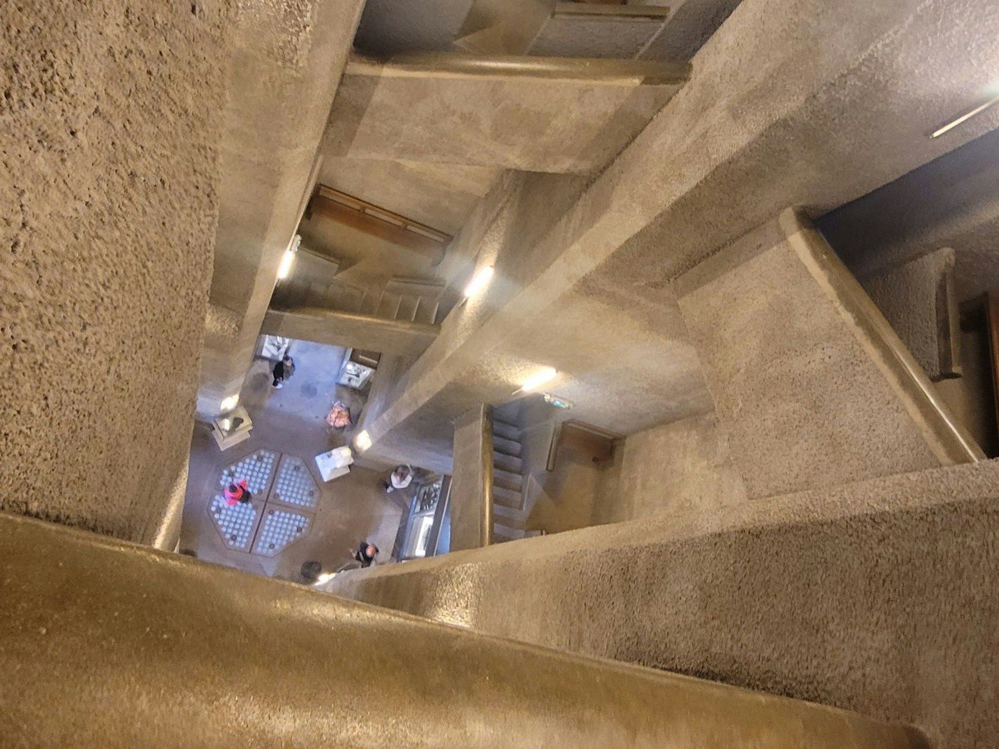 Turm der Toten in Verdun