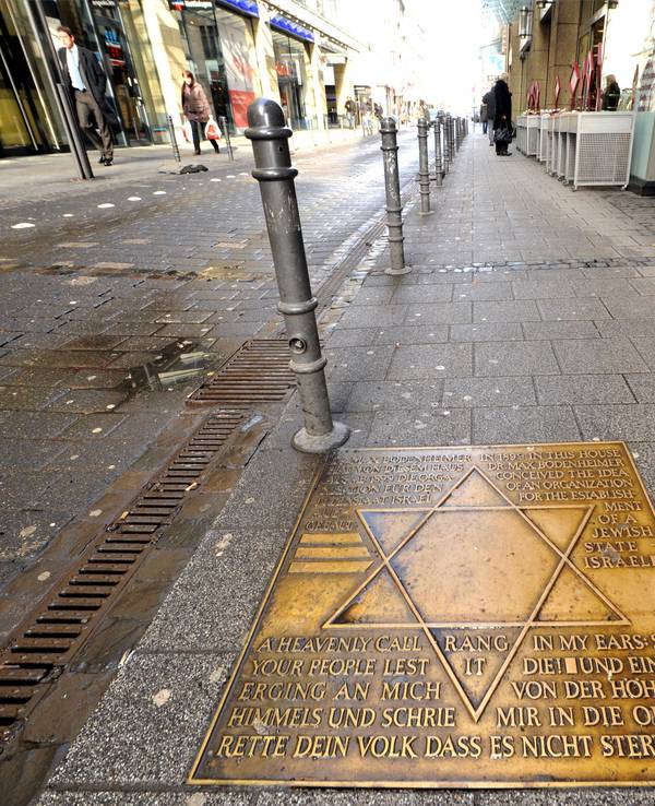 Gedenktafel in der Richmodstraße