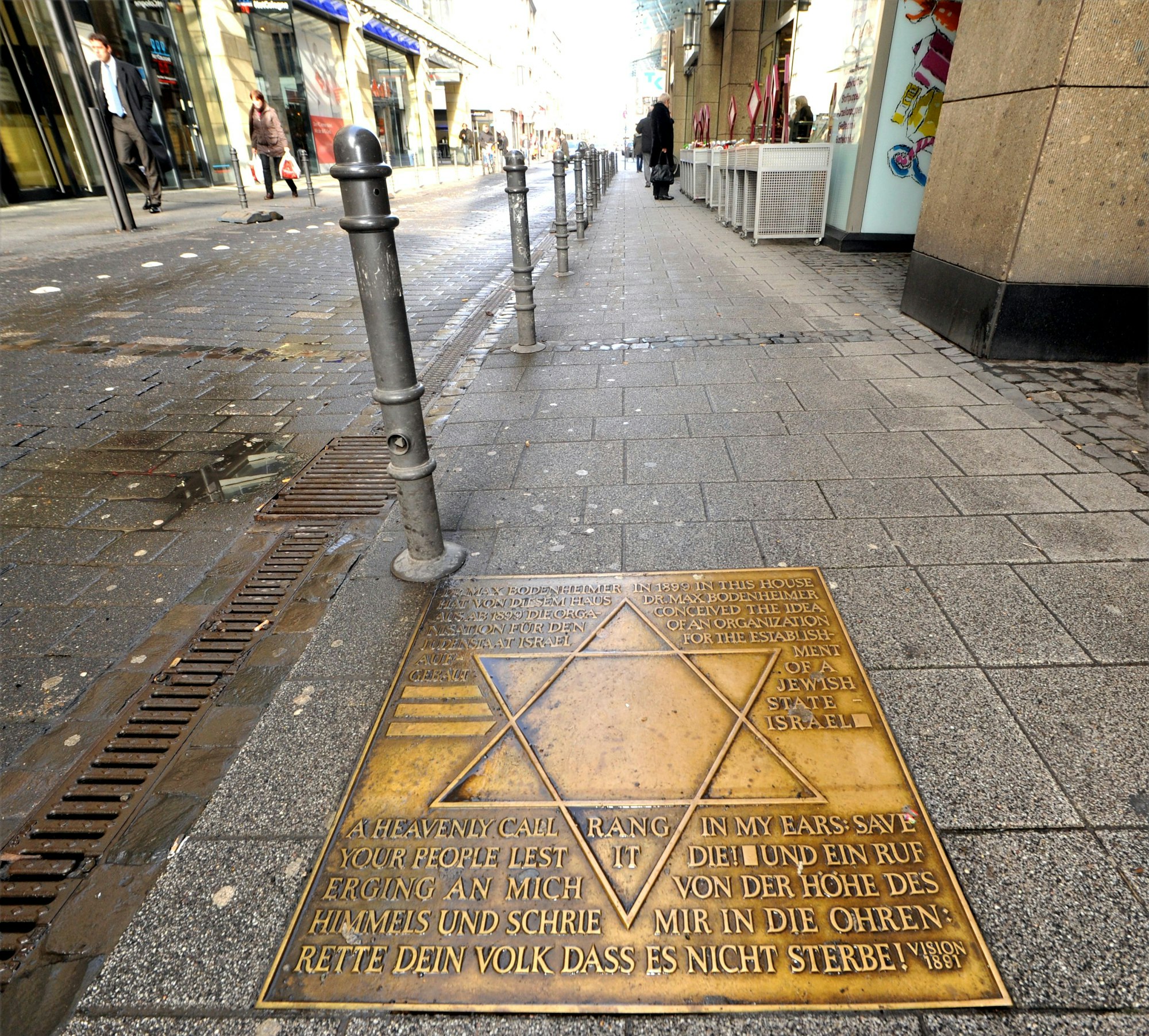 Gedenktafel in der Richmodstraße