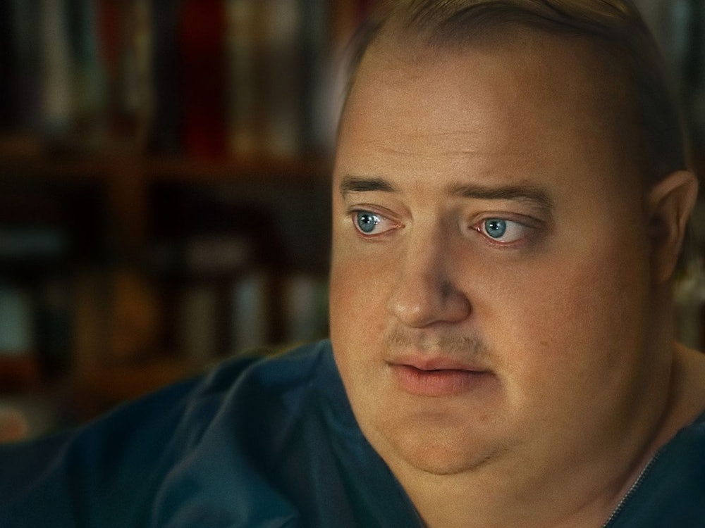 Brendan Fraser wurde für seine Darstellung in „The Whale“ mit zahlreichen Preisen ausgezeichnet, unter anderem mit dem Oscar als bester Hauptdarsteller. (Bild: A24/ARD)