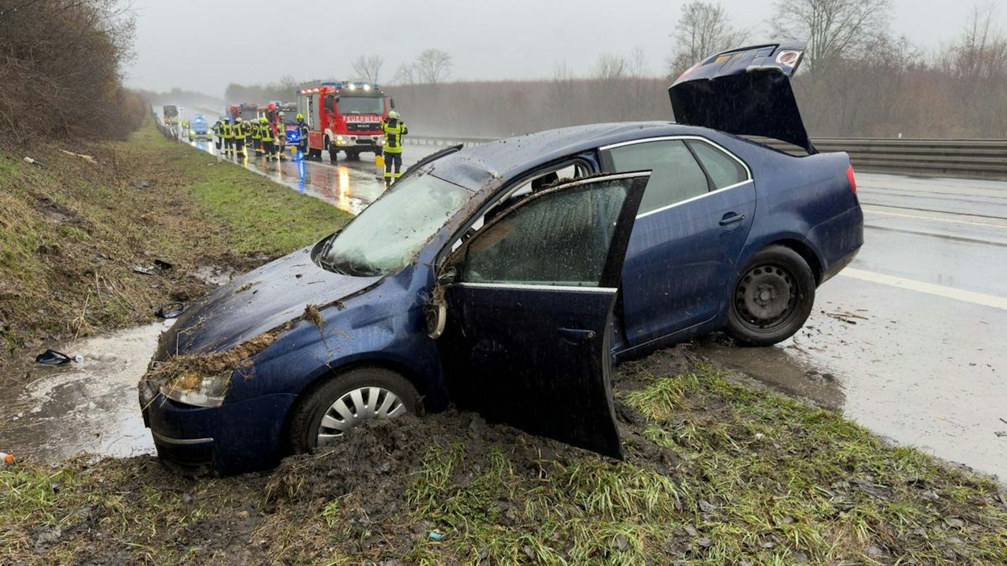 Feuerwehreinsatz nach Unfällen auf der Autobahn A3.