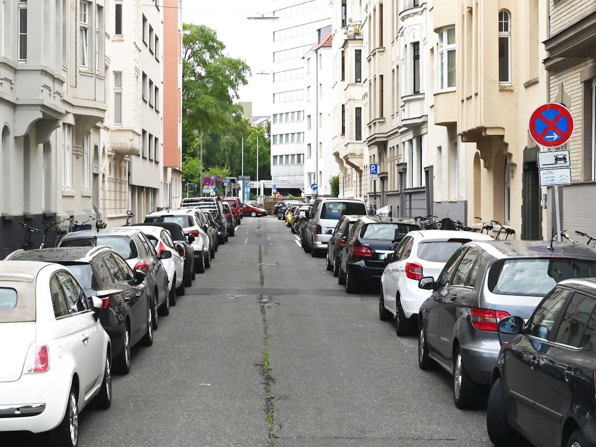 In vielen Veedeln ist die Parkplatzsituation angespannt.