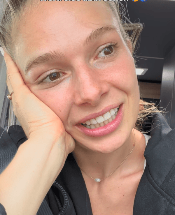 Lola Weippert teilt ihren Fans mit, dass sie die Weltreise abbrechen muss.