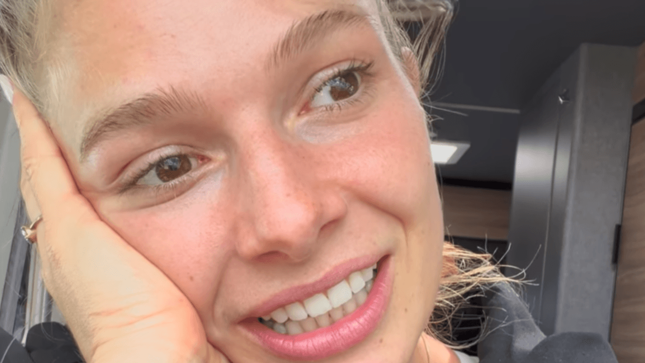 Lola Weippert teilt ihren Fans mit, dass sie die Weltreise abbrechen muss.