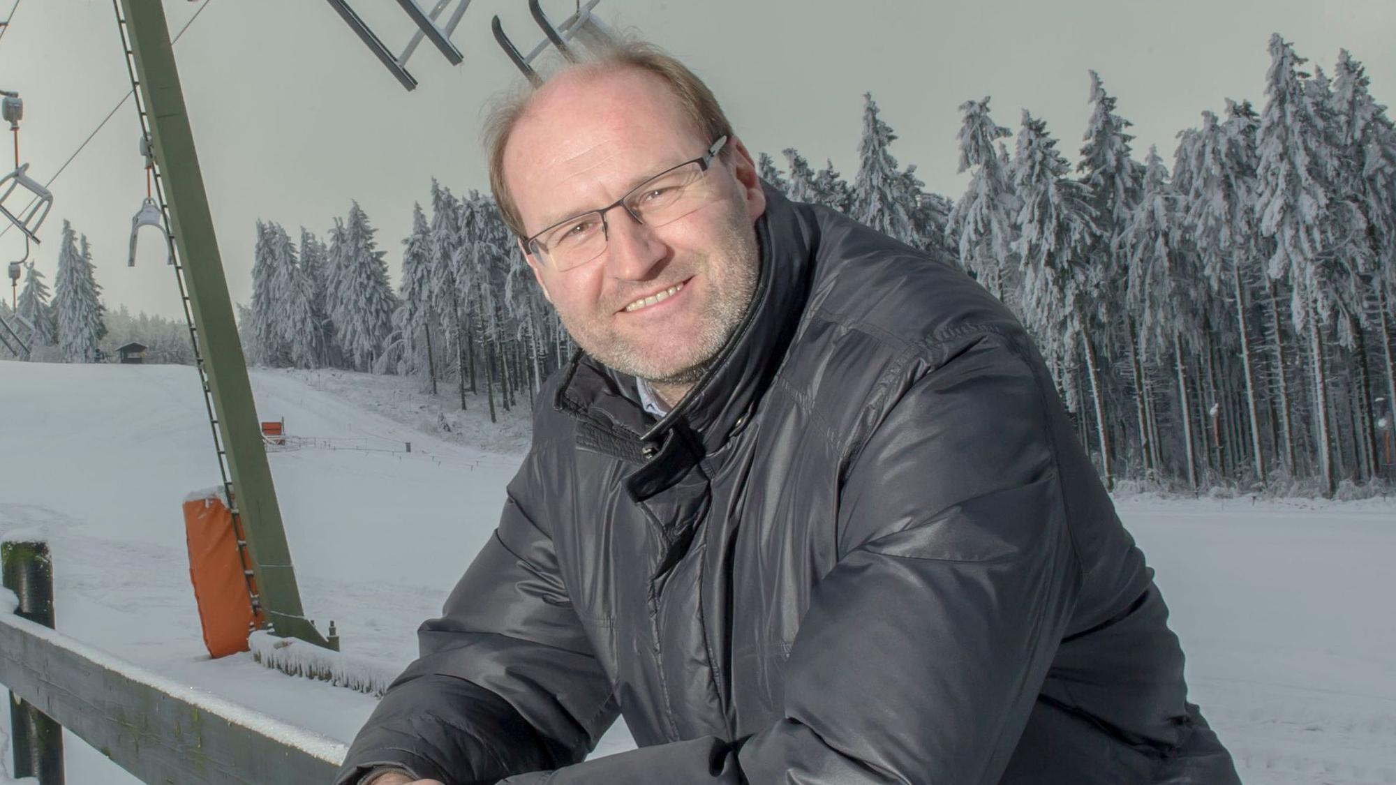 Liftbetreiber Dietmar Geilen auf dem „Sahnehang“ (Archivfoto)