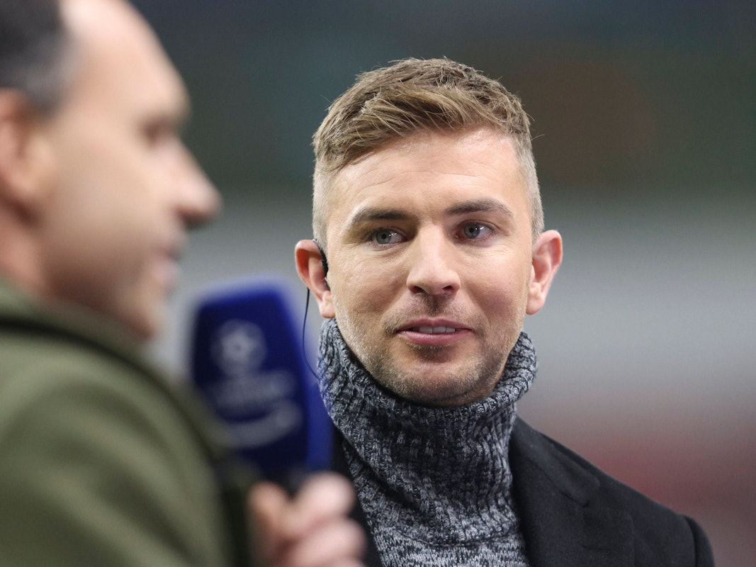 Christoph Kramer bei seinem Job als TV-Experte bei einem Spiel von Bayer Leverkusen.