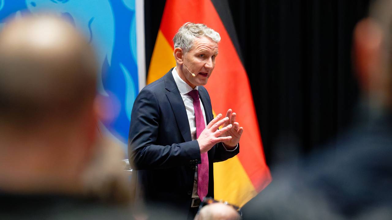 Der Thüringer AfD-Chef Björn Höcke spricht bei einer Veranstaltung der AfD in Düsseldorf-Garath.