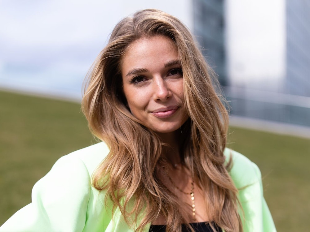 Lola Weippert muss ihre Weltreise offenbar abbrechen. (Bild: 2022 Getty Images/Joshua Sammer)