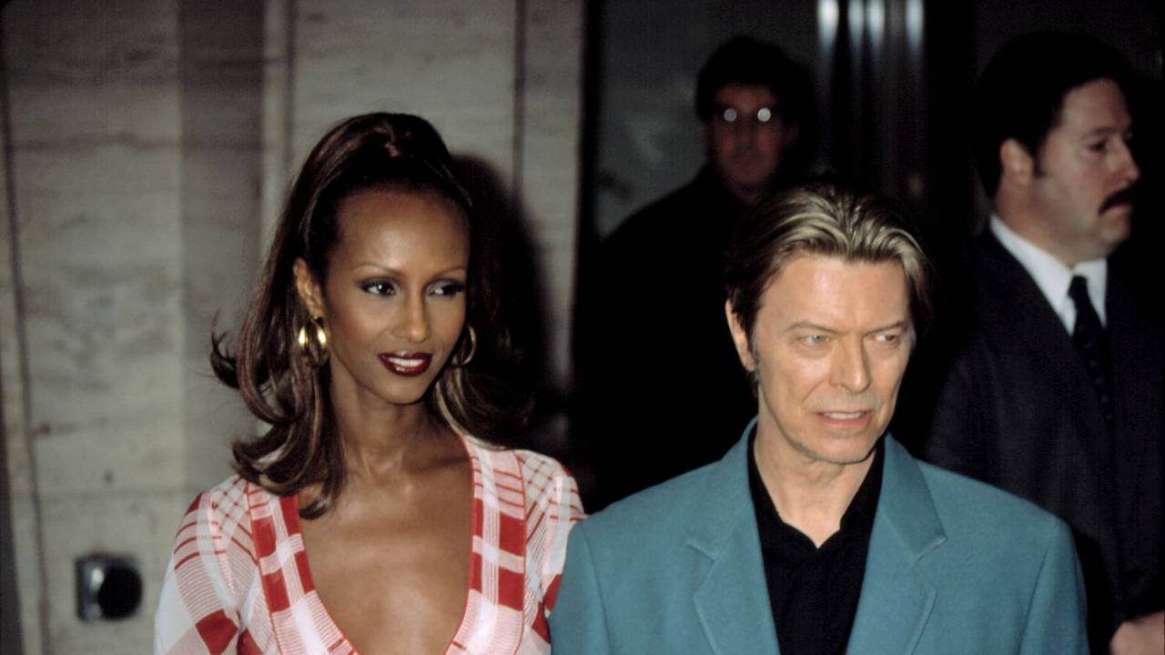 Iman und David Bowie bei einem Event.
