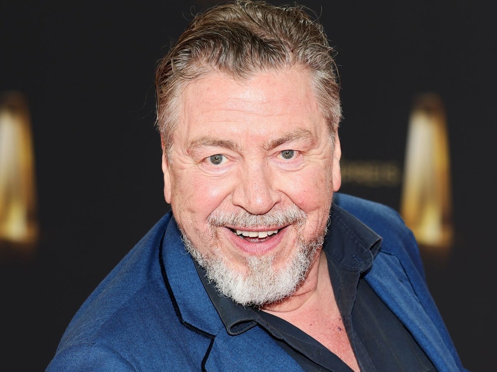 Armin Rohde ist einer der markantesten Schauspieler Deutschlands und in Interviews selten um klare Aussagen verlegen. (Bild: 2025 Getty Images/Andreas Rentz)