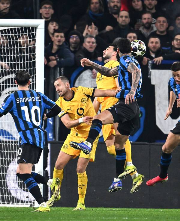 Spielszene bei Atalanta Bergamo - Borussia Dortmund.
