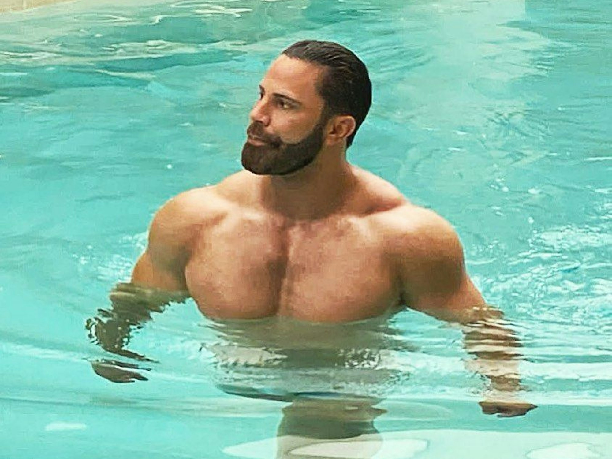 Der Wiener Luxus-Influencer und Immobilienunternehmer Michael „Mike“ Maschina ist überraschend verstorben. Hier ist er in einem Instagram-Post vom September 2021 zu sehen.