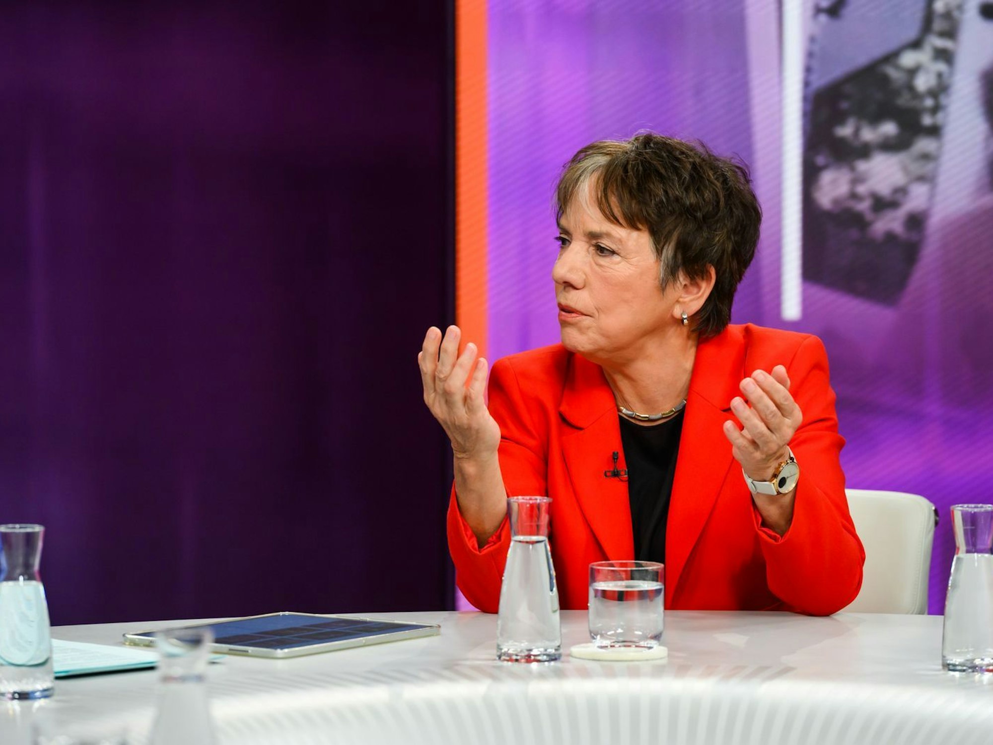 Theologin Margot Käßmann forderte, dass bei den Epstein-Files die Opferperspektive in den Mittelpunkt gerückt werde müsse. (Bild: ZDF/ Jule Roehr )