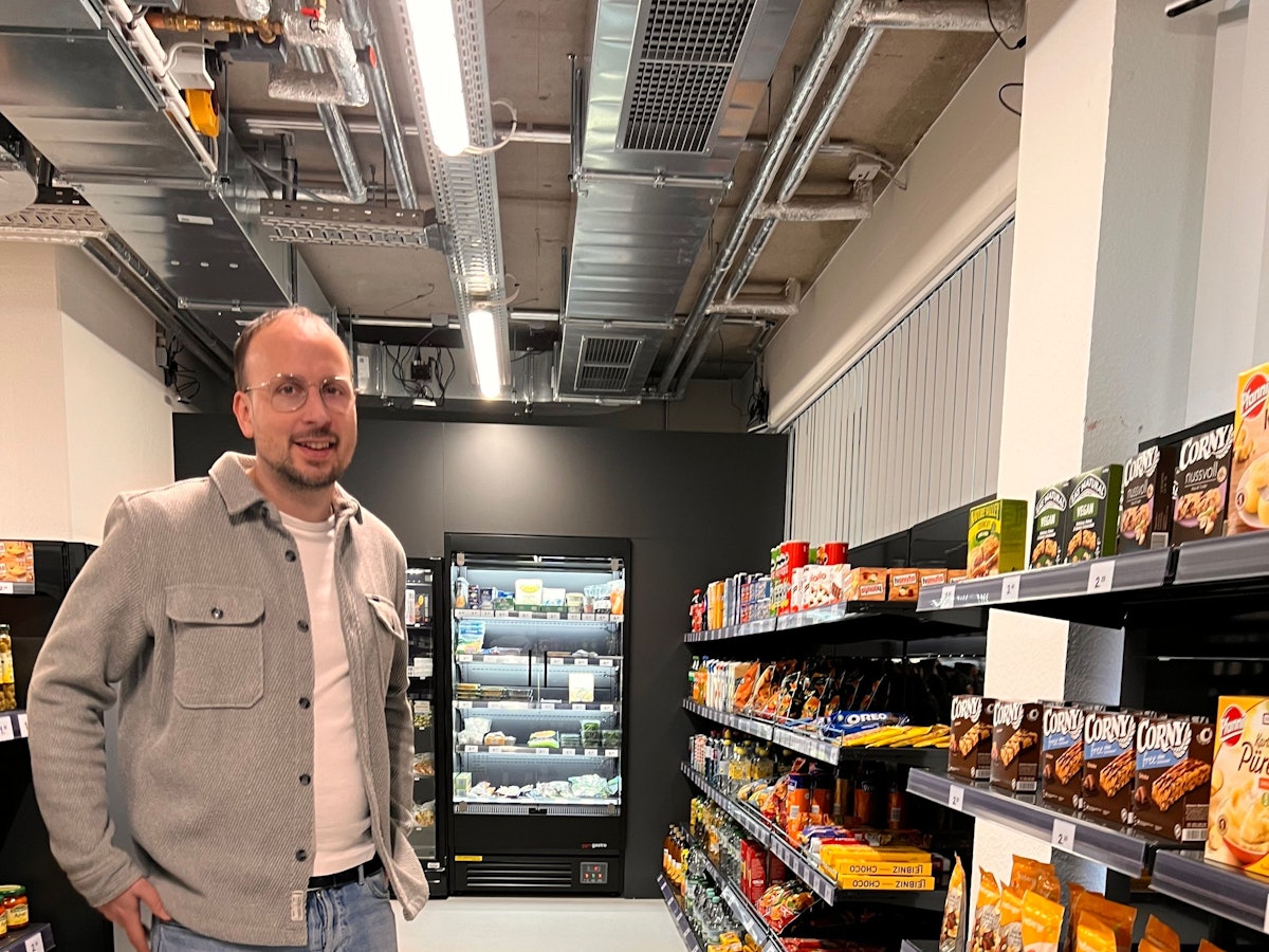 Junior-Professor Dr. Dominic Lemken im "Supermarkt-Lab" der Uni Bonn am Propsthof 49 in Bonn