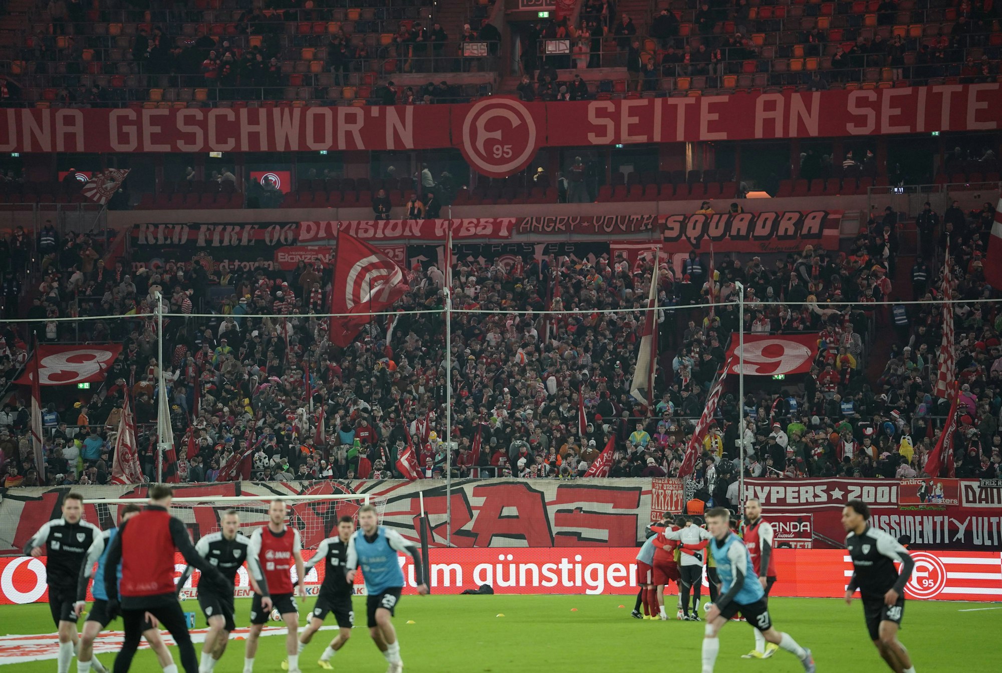 Blick auf die Fans von Fortuna Düsseldorf.