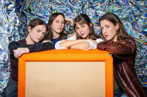 Dreamboys The Band (Berlin) - Nina Caroline Wegener (l-r), Janine Villforth, Johanna Gußmagg, Philippa Kinsky - Die vier Singer-Songwriterinnen feiern mit warmen Harmonien und organischem Indie-Pop ihre Freundschaft und Kreativität. Ihr ESC-Song „Jeanie“ ist eine kraftvolle Ode an Selbstvertrauen, Lebensfreude und innere Stärke.